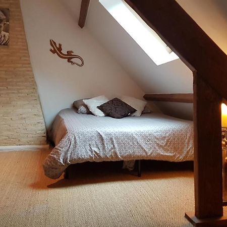 La Belmontaise Bed and Breakfast Beaumont-sur-Sarthe Exterior foto